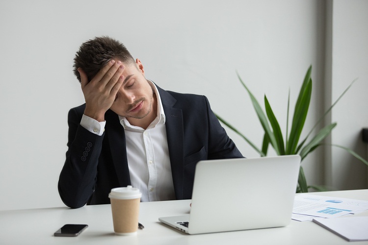 8 Tips for Dealing with a Stressful Office Job